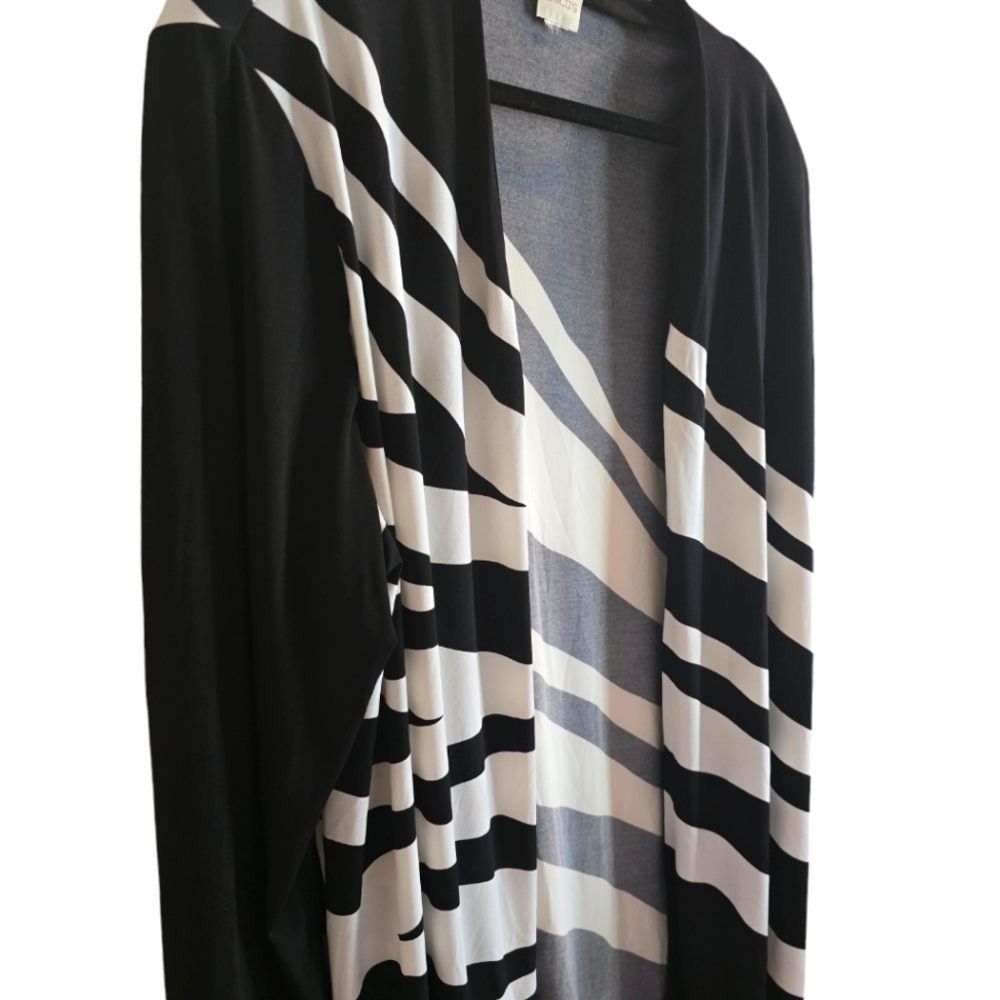 Chico's black & white swing jacket size 3 or xl